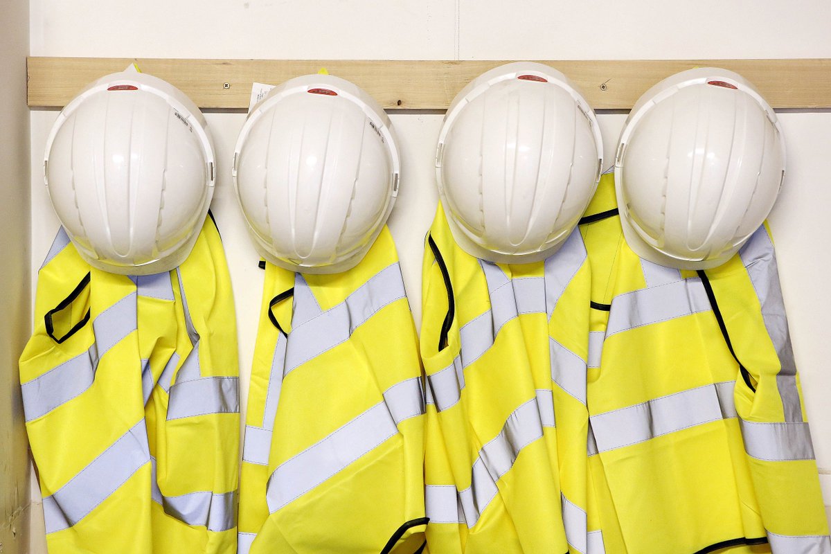 EnfieldCouncil's tweet photo. This Thursday the #Enfield Construction Sector Forum will be followed by a Meet the Buyer event with #VolkerFitzpatrick. Details here: https://t.co/0b1iuftPXu
#BuildEnfield https://t.co/bwvAkKyDPD