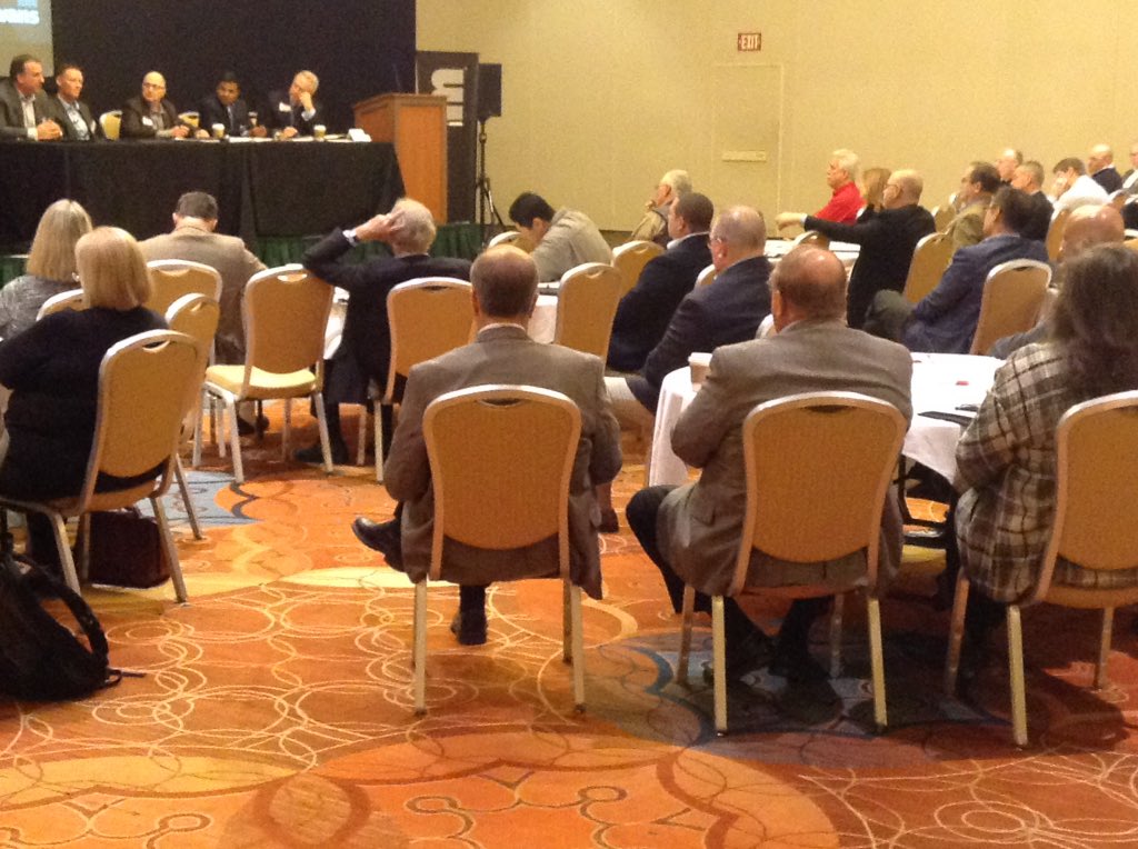 meEventsEnergy's tweet photo. #EnergyStorage on Transmission Networks Panel Discussion. #ElectricVehicles #Reliability #Technology #mePowerSummit https://t.co/dXMttAP3to