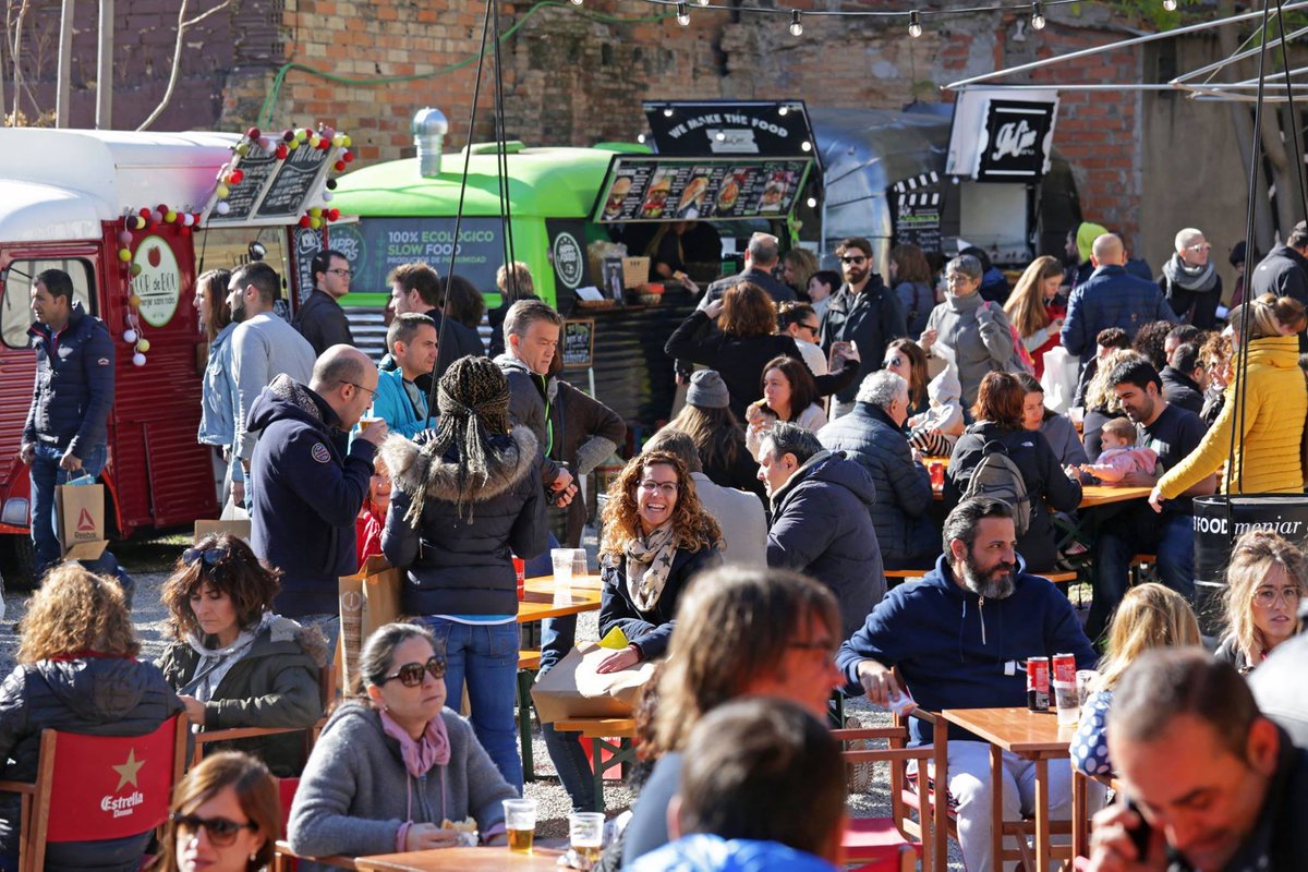 happyfoodstruck's tweet photo. REC016 @RecStreetFood @RECstores 💚GRÀCIES 💚 #happyfoodstruck #foodtruck #organicfood #igualada #Rec016 #streetfood #foddies #foodporn https://t.co/fZCPYM1ffb