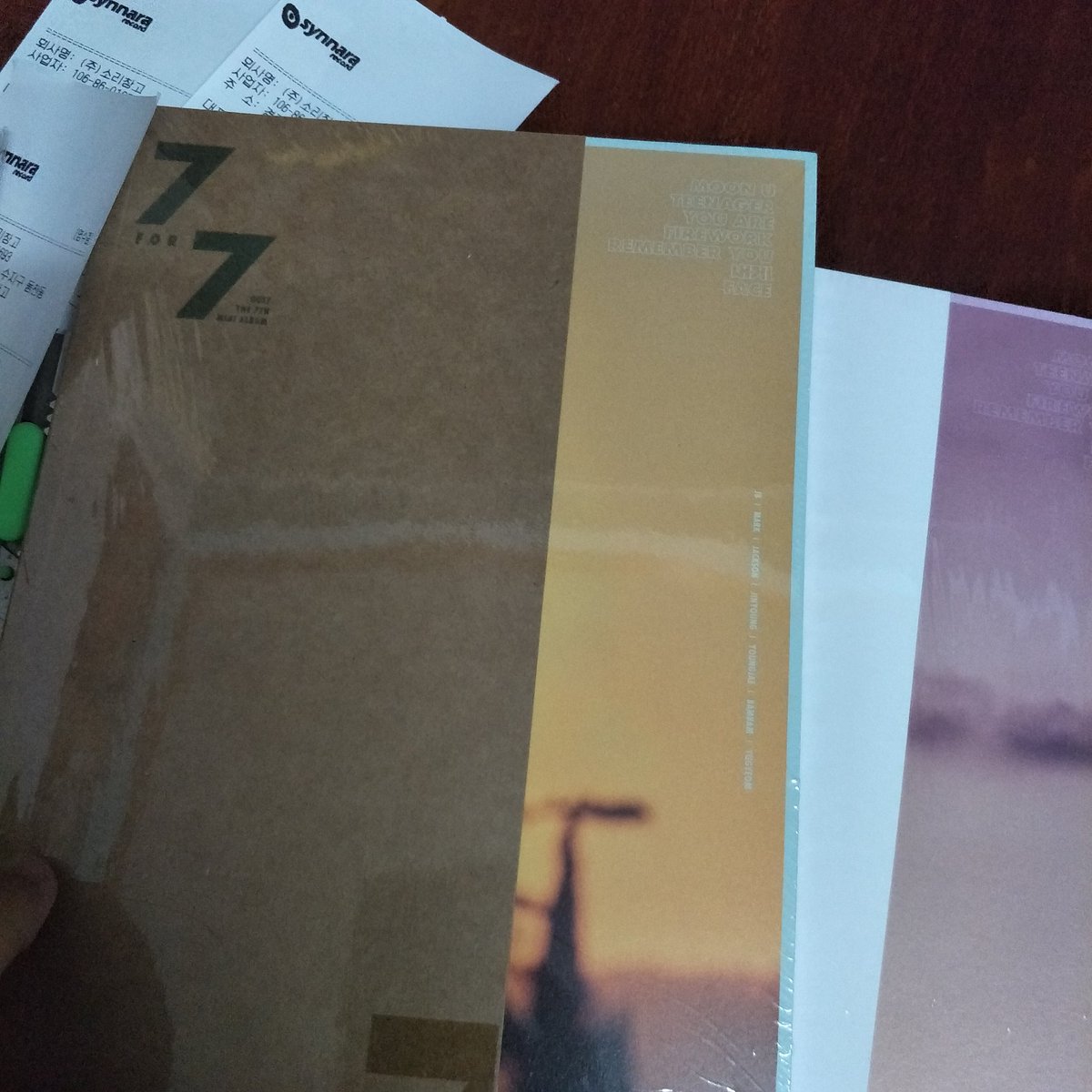 PKorea2U's tweet photo. แจกบั้มเปล่า 1บั้มให้ฟลว.ค่ะ รีวนไปยาวๆ เนื่องจากช่วงนี้มีแต่วันดีๆ5555
ประกาศตอนที่อยากประกาศ เดี๋ยวมาบอกล่วงหน้า

#HappyYugyeomday #2000DaysWithJJProject #2000dayswithJJP https://t.co/xeephMwiTU