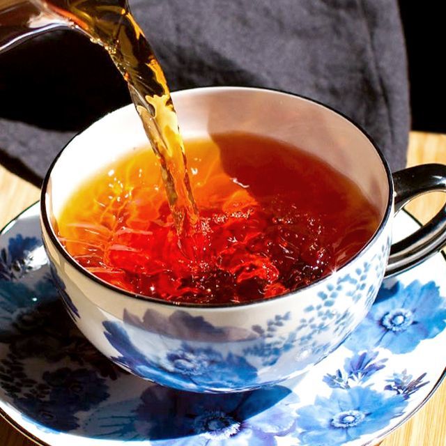 TEASPEC_'s tweet photo. A recent study demonstrated an unexpected black tea benefit. Read all about it here.

https://t.co/G78QVWC4IT

#teaspec #puer #puerh #chinesetea #luxurytea #gift #teacake #harrods #oldtea #specialtytea #weightloss #slimming #triglycerides #tcm #fermentation #afternoontea https://t.co/k4Ccvg1RJT