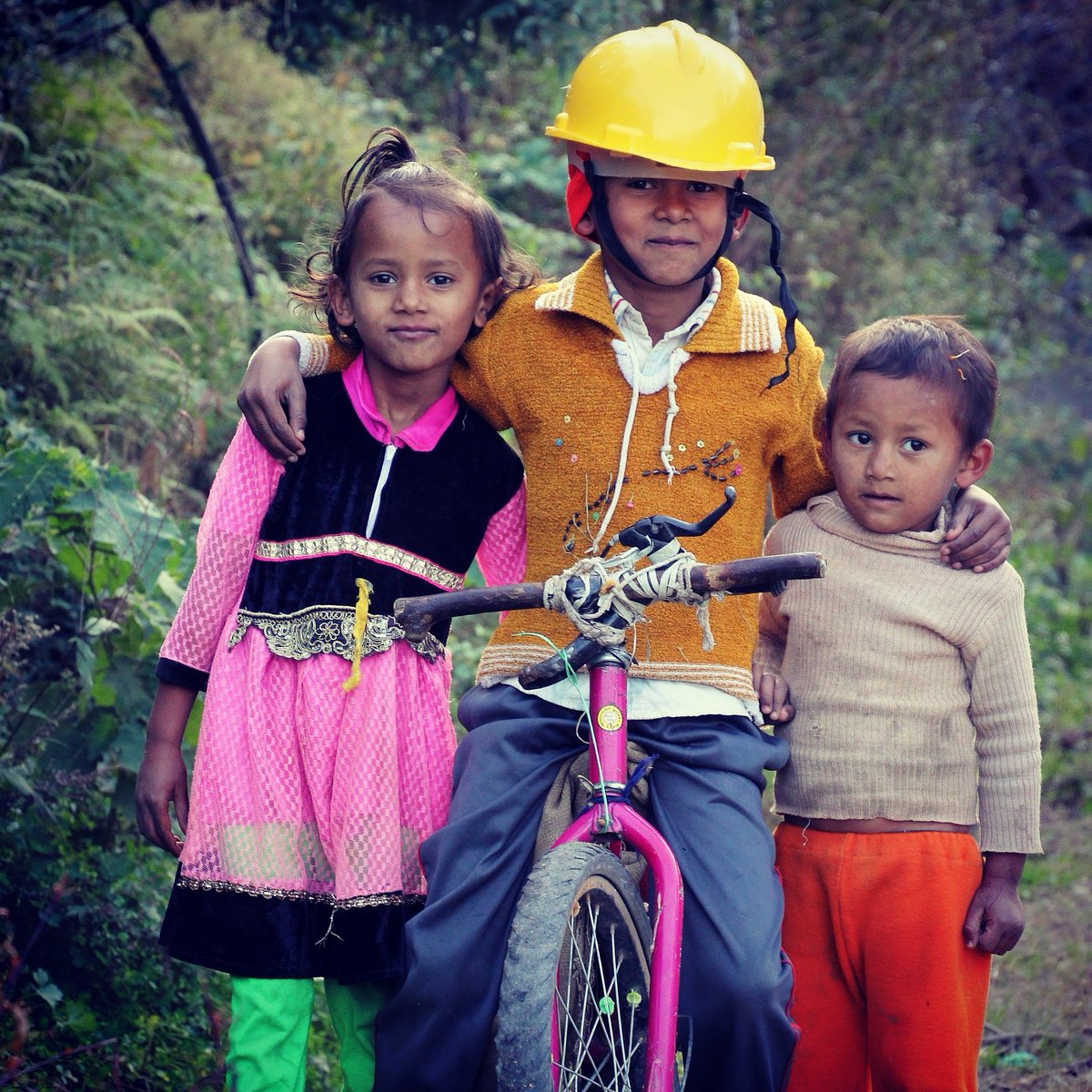 TravelAnecdote's tweet photo. Happy Children's Day
#happychildrenday #children #childrensday #photooftheday #kids #happy #life #memories #timeflies #backtoschool #besttimeoflife #momemts  #momentsoflife #cute #Mountains #hills #travelphotography #roadtrips #travel #education  #smile #fun #future #humanrights https://t.co/8Ov64elGET