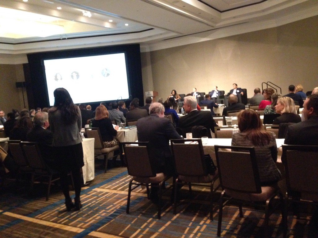 LiveOakGovCon's tweet photo. Packed house at Maximize Your Government Contracting Exit -Small Business Conference! @erineandrew https://t.co/K38T99yvfs