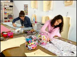 gstreetfabrics's tweet photo. Winter 2017-18 Class Schedule including Winter Camps for Tweens and Teens https://t.co/1sJaMCTldh https://t.co/JkcHASg9KJ