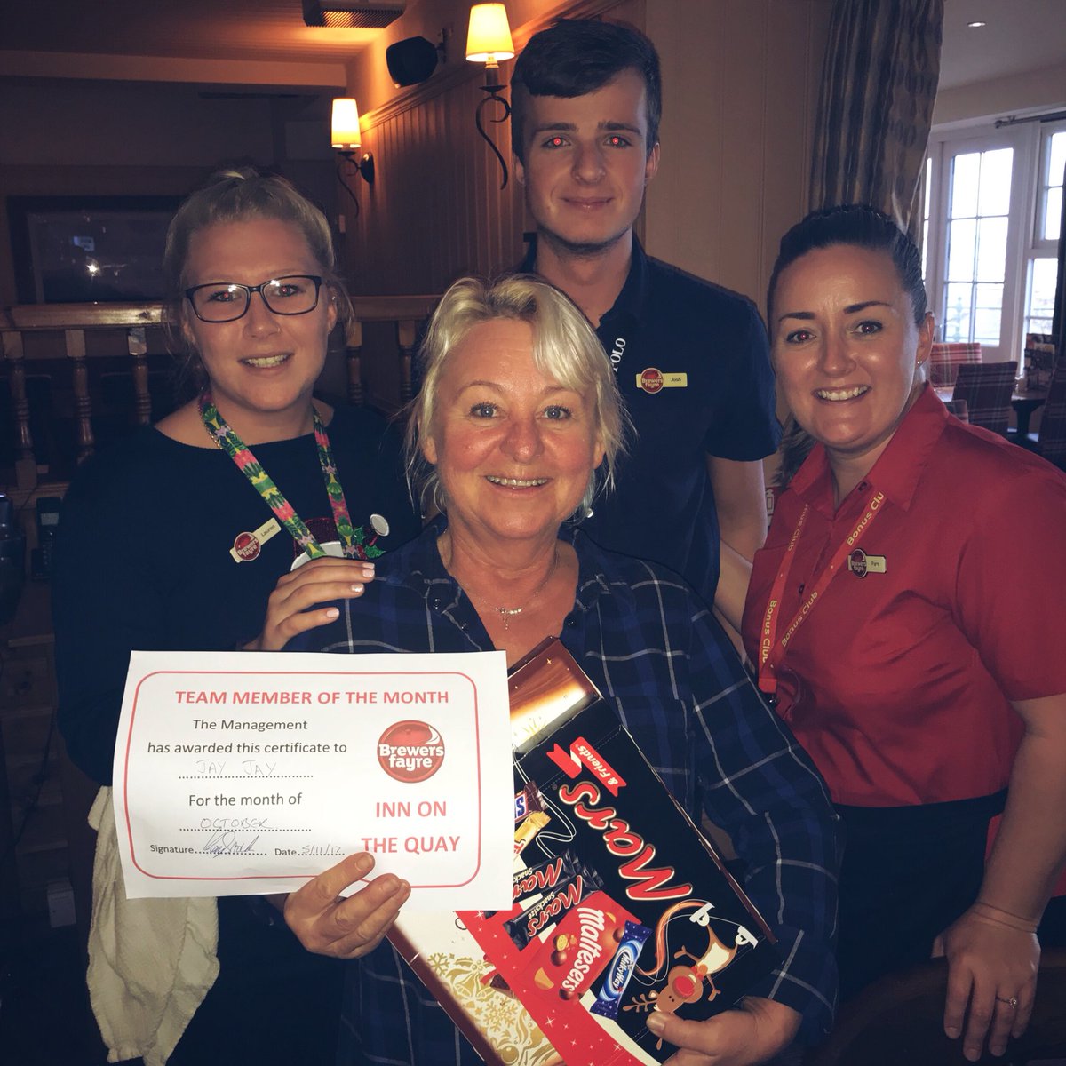 <a href="/WeAreSUGM/">WeAreSUGM</a> here’s JayJay receiving some well deserved recognition for her hard work in the kitchen, all the team ❤️ her! Well done JJ! <a href="/caroline_pascoe/">Caroline Beston</a> @MrNeilWoodall #TheInnCredibles