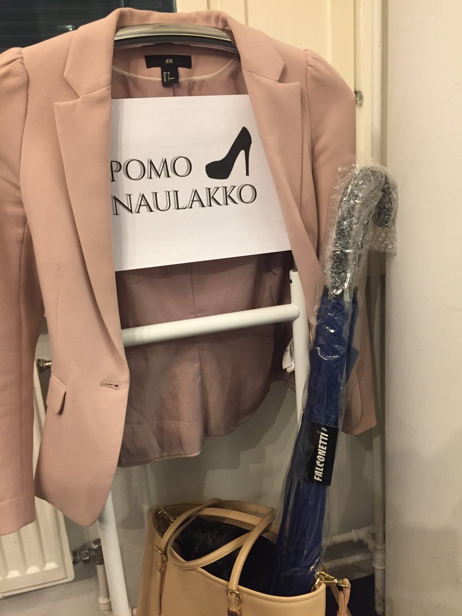 ForsstromEnna's tweet photo. Meidän tiimistä löytyy myös visualisti 🙈👌🏼 https://t.co/A5reofPu94