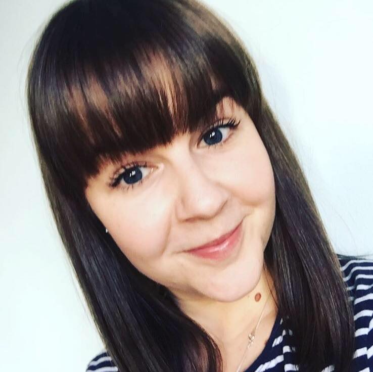 WfordColosseum's tweet photo. Meet Harriet 

Role: Marketing &amp; Groups Officer

Watford Team Member for how long? Since April 2016

Favourite show at venue? Santa Claus – My toddler’s 1st theatre experience! Magical! 

How do you take your tea/Do you like tea at all? With a splash of Oat Milk 

#LoveTheatreDay https://t.co/ofQgI2RHqb