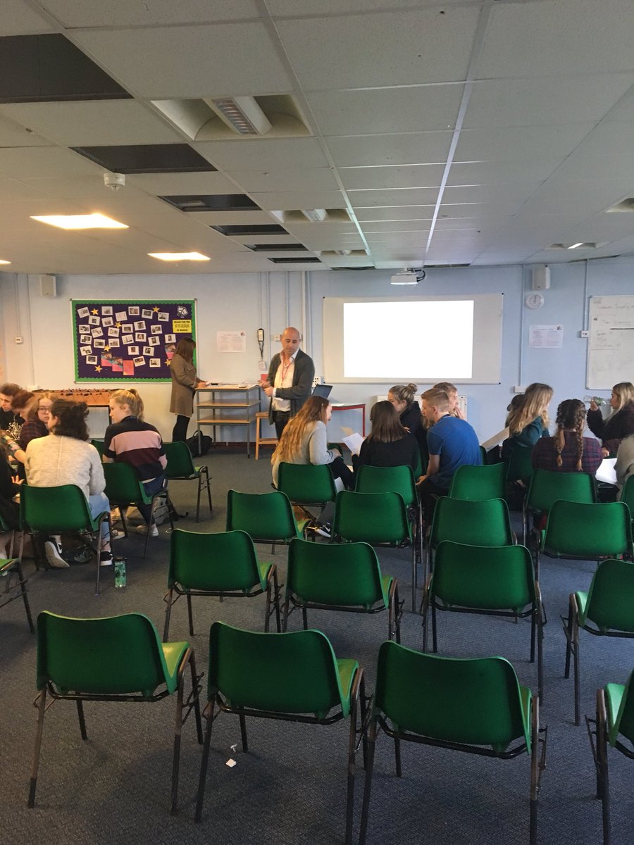 childs_ms's tweet photo. So proud of our students today answering 3rd year degree questions with @UniofExeter @praisesaltash https://t.co/PrRzFpavHU