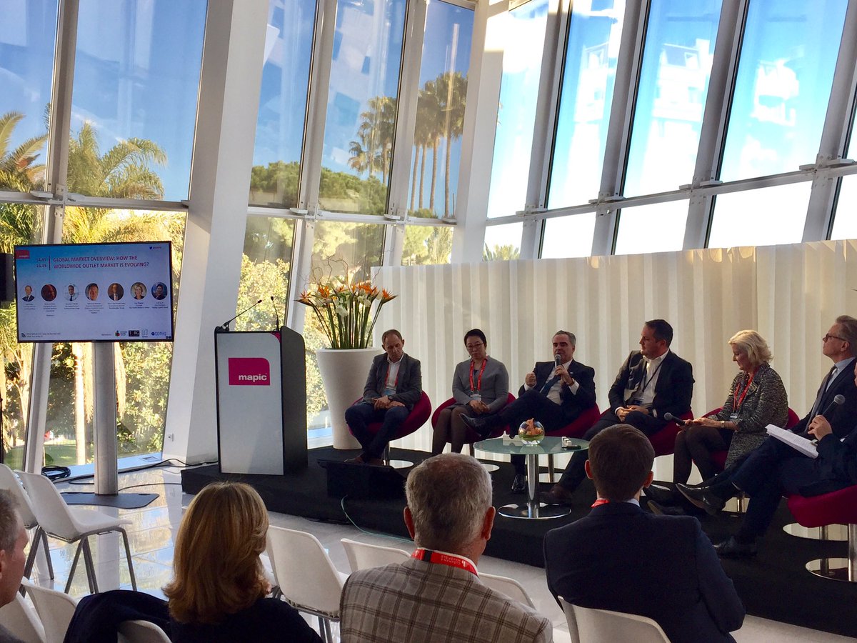 MAPICWorld's tweet photo. "Outlets are a gateway to the brand" says Lisa Wagner of The #Outlet Resource Group at #MAPIC #OutletSummit https://t.co/5QKo4uaeeT