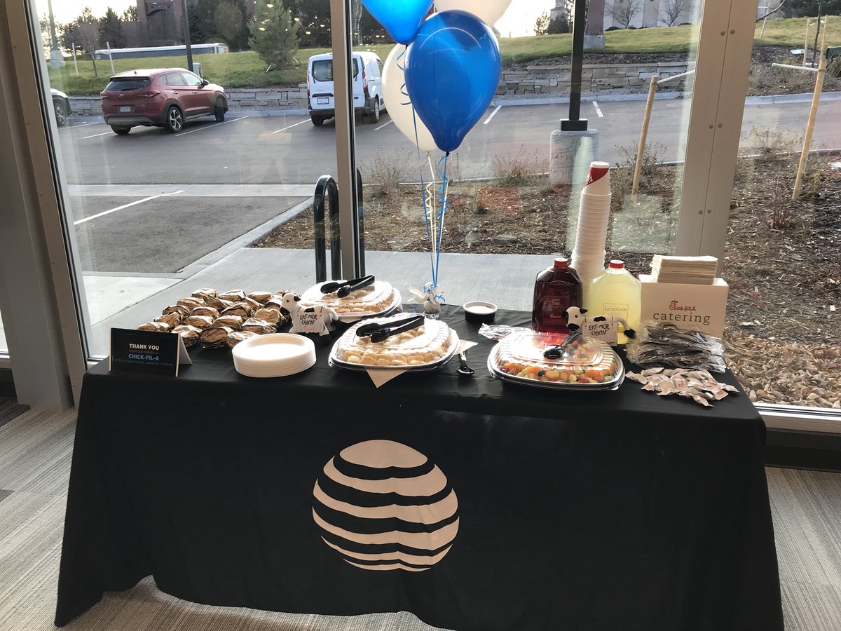 SuzanneTPR's tweet photo. Thx @ChickfilA for the grand opening spread in Lakewood! @att #attcolo @DenverWestATT https://t.co/RVoBmiJt95