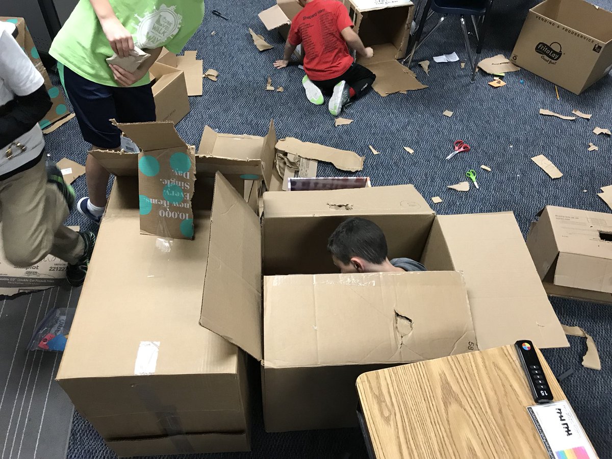 ShepardElem's tweet photo. 3rd grade participating in building their arcade games made out of cardboard! @CainesArcade #ShepardID https://t.co/gHcf0P5MMY