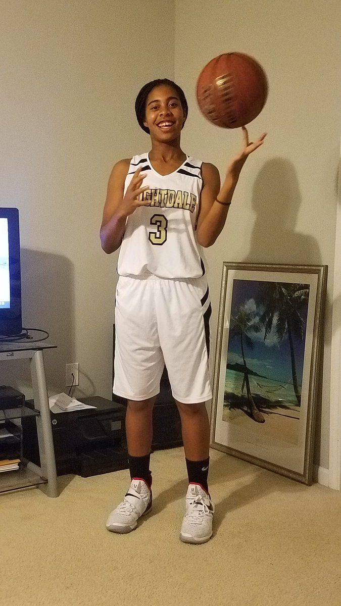 bluv325's tweet photo. Game time! Tonight -Varsity7p!! @KHSwbball @uncwbb @PackWomensBball #freshmandebut #duke https://t.co/X7luU9eLFC