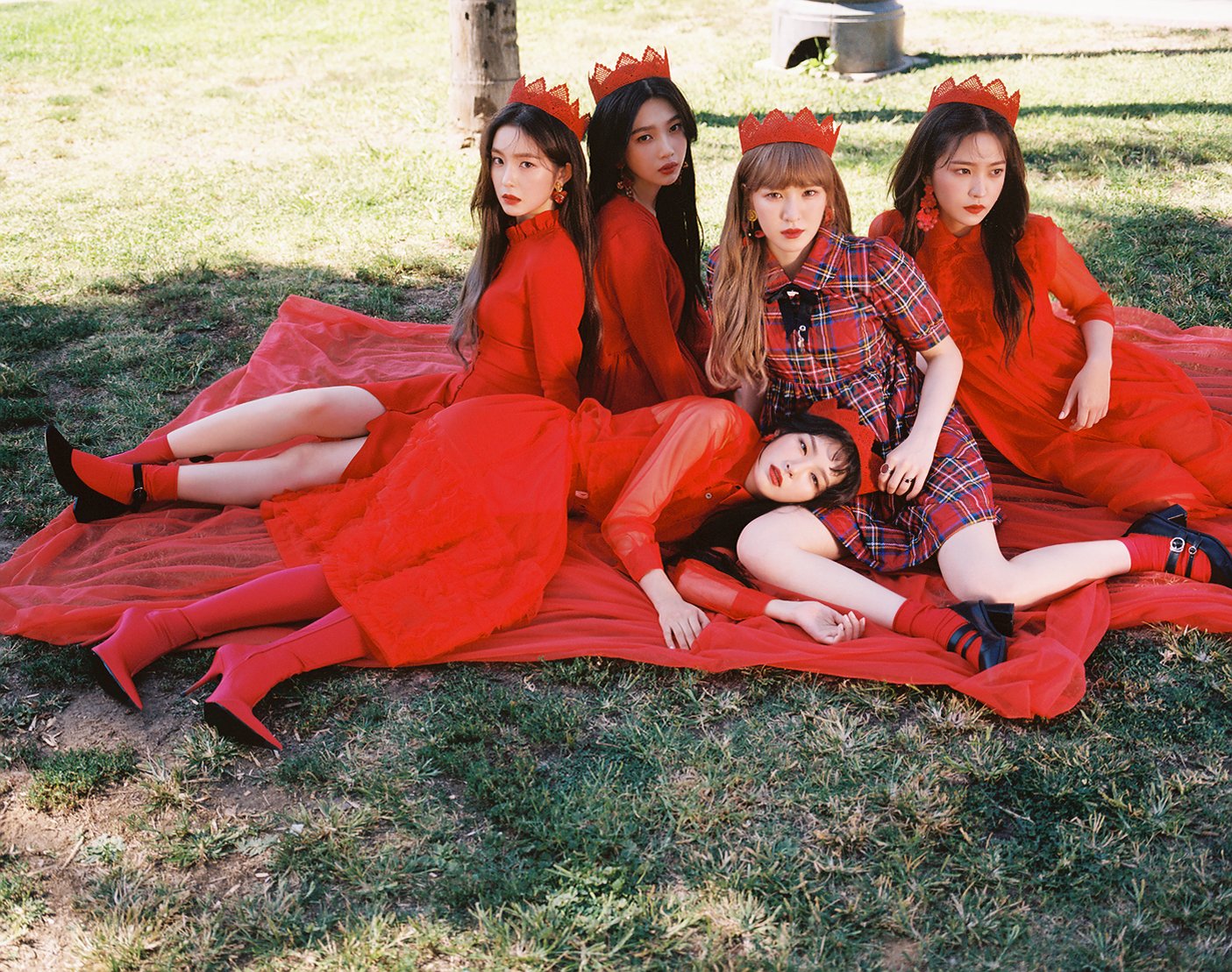 OFFICIAL RED VELVET COMEBACK THREAD ♡ PERFECT VELVET ♡ #PEEKABOO1STWIN