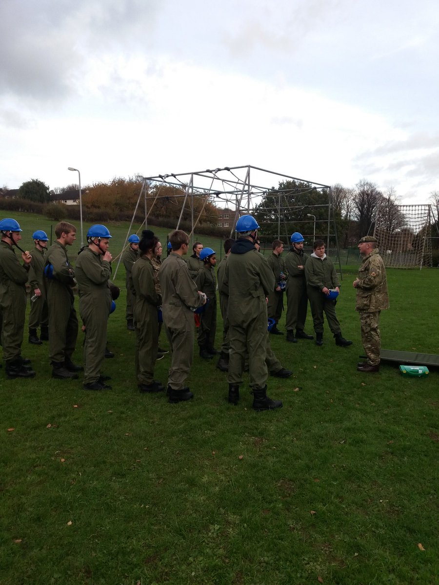DerbycollegePS's tweet photo. Assault course #DC_physprep @armyjobs #DC_workexperience at Chetwynd barracks https://t.co/AHGjkYR0Uh