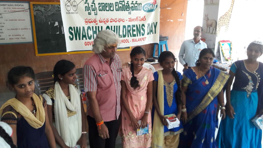 DC_Malakpet's tweet photo. Swachh Childrensday Celebrations at Govt.High school,  Malakpet. DC 6 (4A) https://t.co/ArUTO22ORx