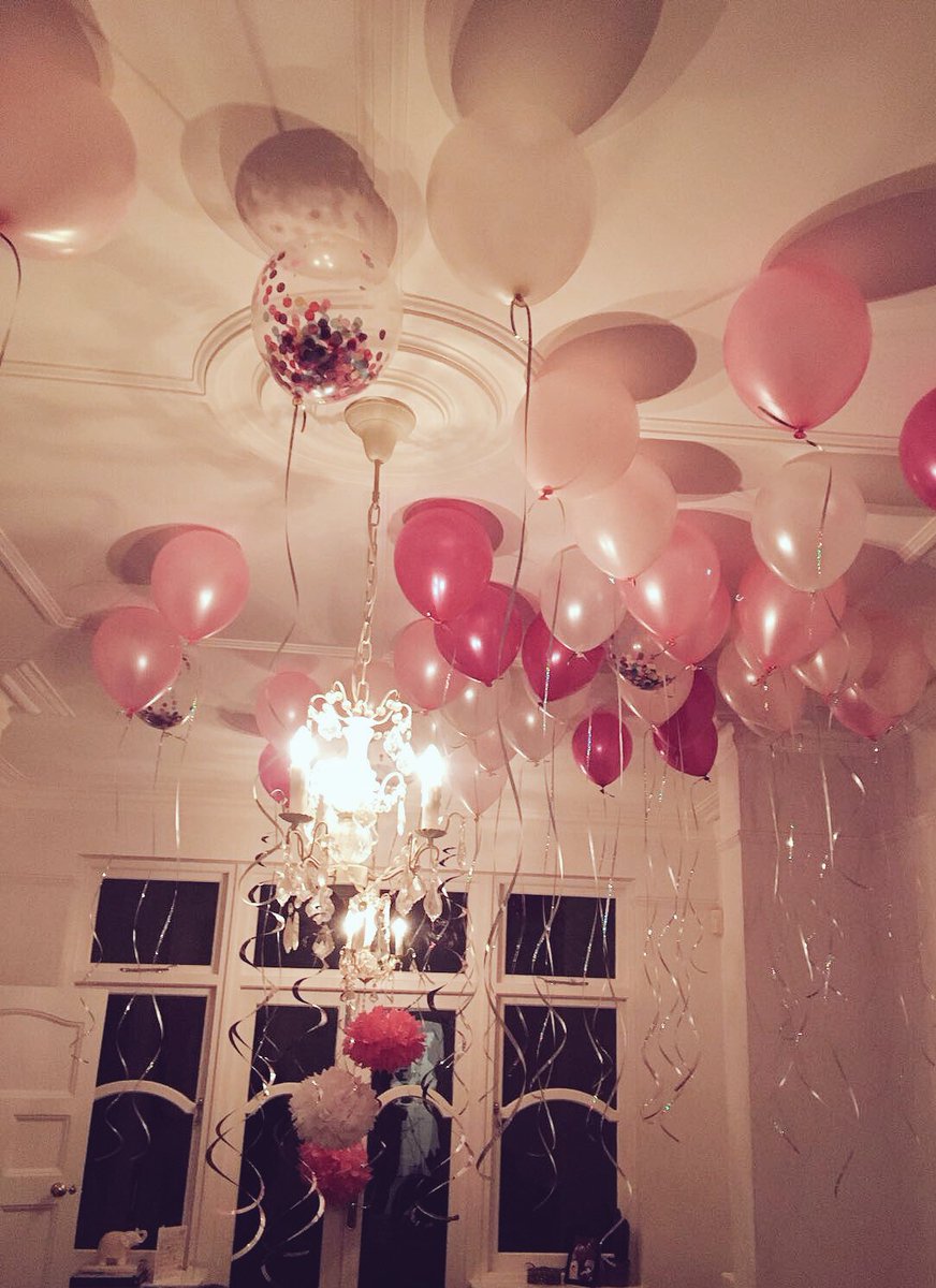 ChristinaLR_'s tweet photo. #SlumberPartySettings 🦄💖🌸✨🎀🍰 https://t.co/7ColdY0kyG