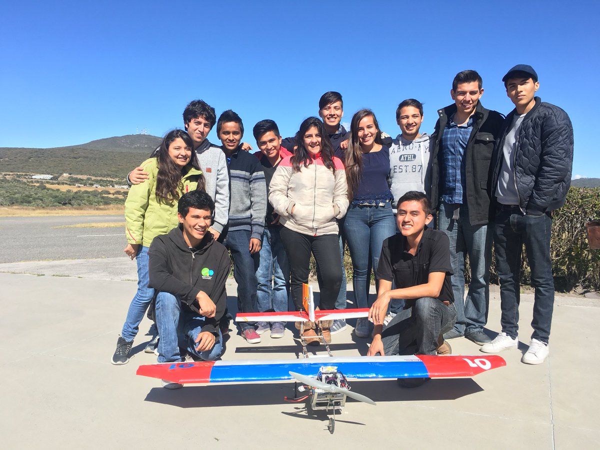UFly_Aerodesign's tweet photo. Damos fin a la temporada de reclutamiento. ¡Bienvenidos todos! #UflyWefly https://t.co/i5kMuNAHdX