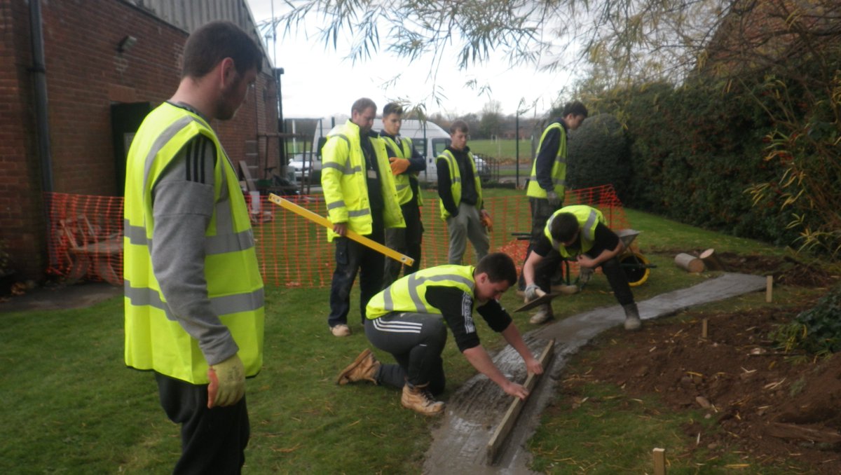 nncconstruction's tweet image. Day 3 on the @nncconstruction @NNC_Worksop  Community Project at Carlton Youth Centre. First Year Bricklaying @RNNApprentices mixing and laying concrete foundations. #OnsiteLearning #BestPractice