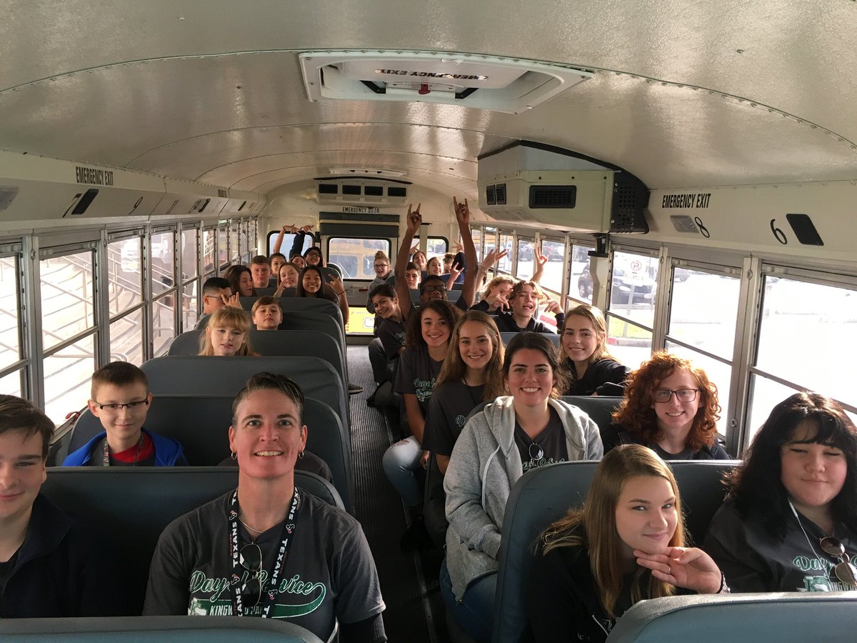 kphs2019's tweet photo. Foster Elementary here we come!! #kpdos17 https://t.co/iqn07g7YMw