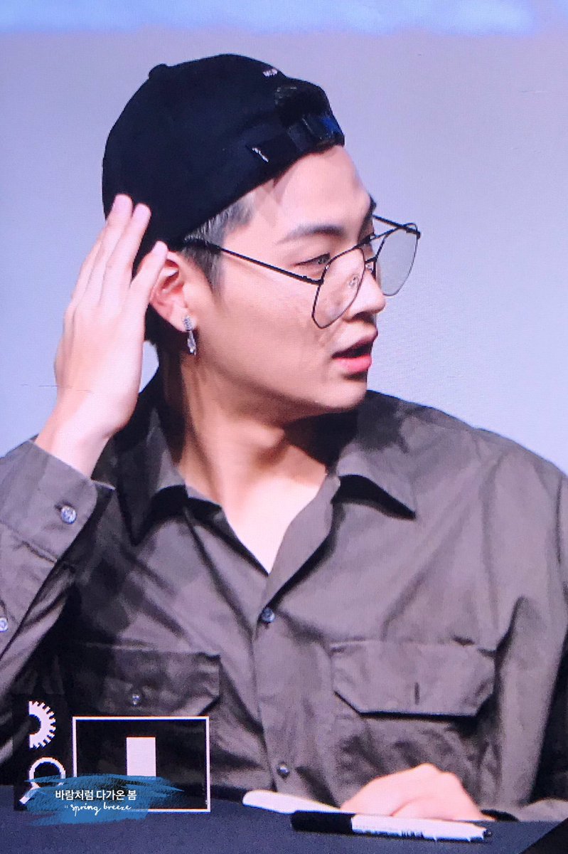 바람처럼 다가온 봄 tweet media
