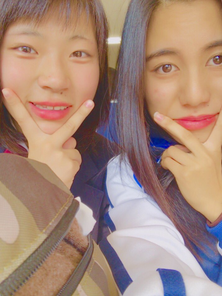 h_____r_96's tweet photo. 月曜日ゎしゅんしゅんこと大東たかね
と食堂行って参った
あんだけ笑ったん久しぶりぐらいの
お昼のテンション⤴⤴⤴👯
楽しかったね

@smile888___ https://t.co/jE9k0GQd4J