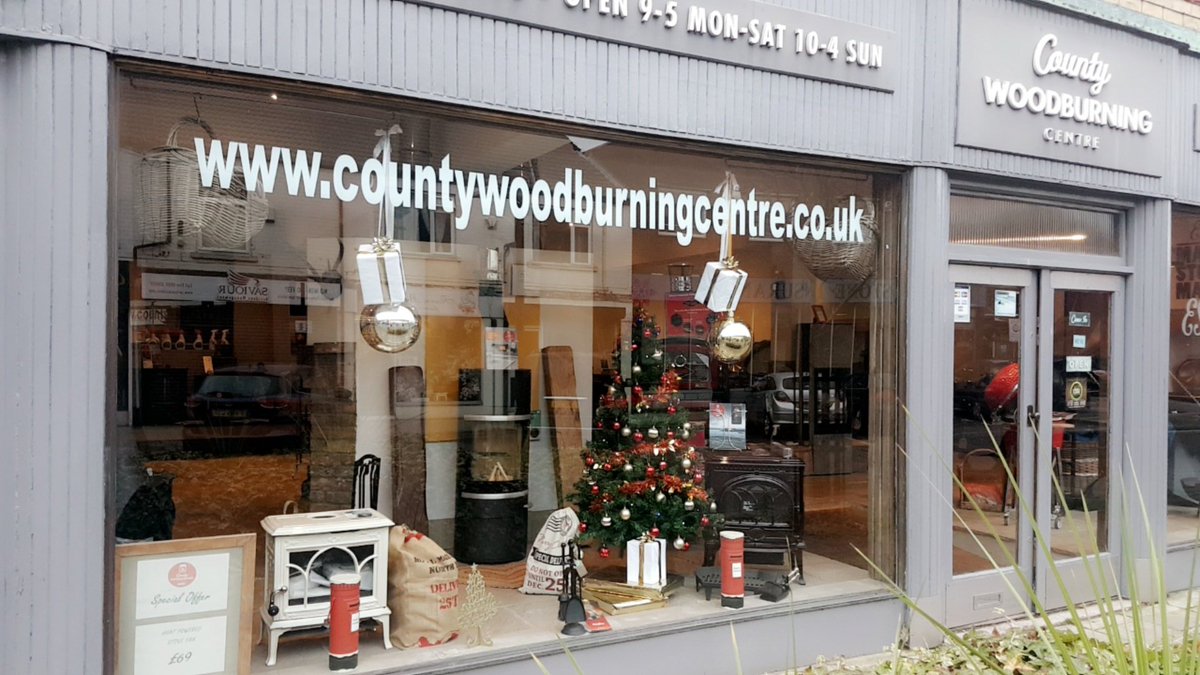 It's beginning to look alot like Christmas 🌲 @scanstoves_uk @Jotul_UK