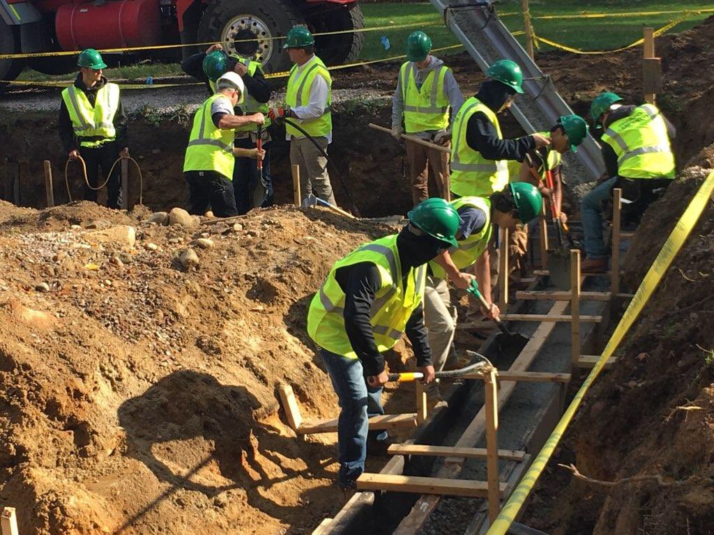 CHARIHOtech's tweet photo. Busy week for the Construction students.  Always great to see them in action!  Our education can exist outside of the 4 walls at #CHARIHOtech. #CharihoLearns https://t.co/ALU9snKnDz