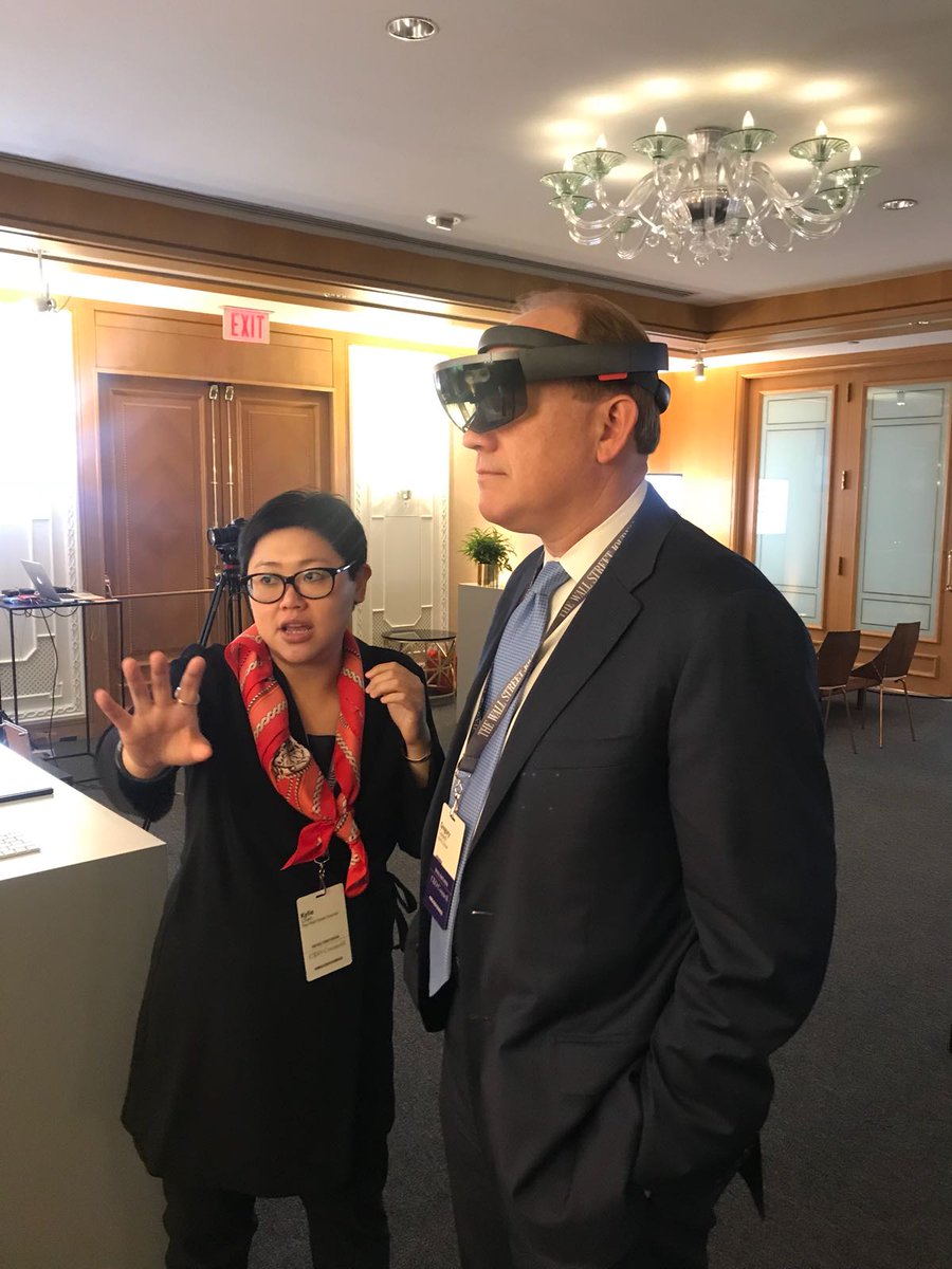 tech_mahindra's tweet photo. .@Apollo_EDU CEO Gregory Cappelli, experiencing #HoloLens #MixedReality at #WSJCEOCouncil #InTheFuture https://t.co/jMAMyDJo40
