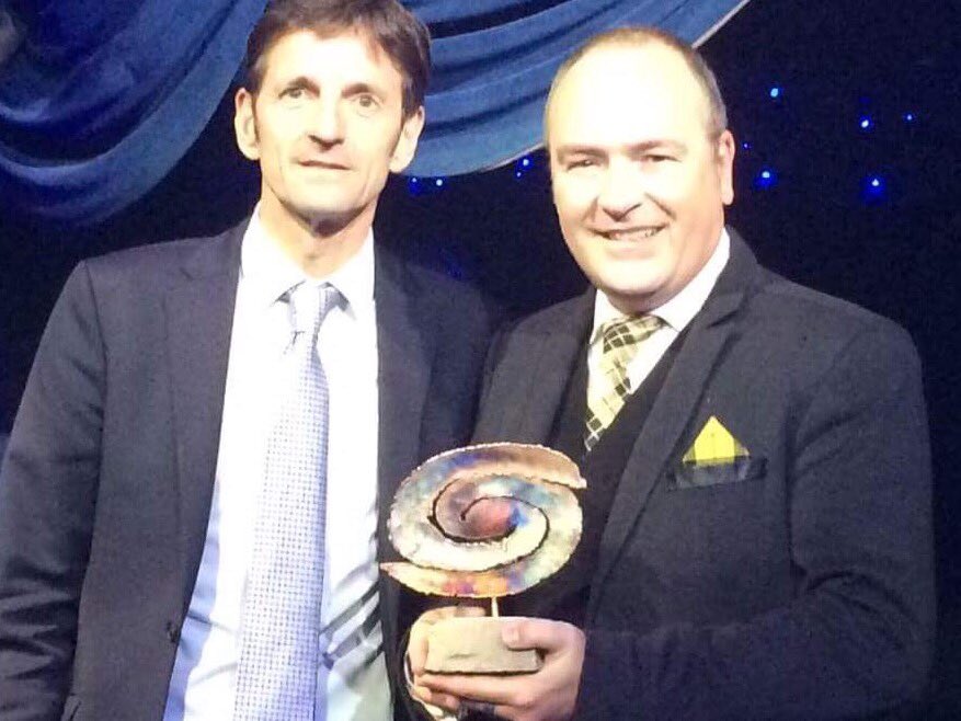 LemonCreativeUK's tweet image. Drew @LemonCreativeUK receiving the award for #packaging #design @SolutionsAwards #TSA17
That's 5 awards in 4 years !