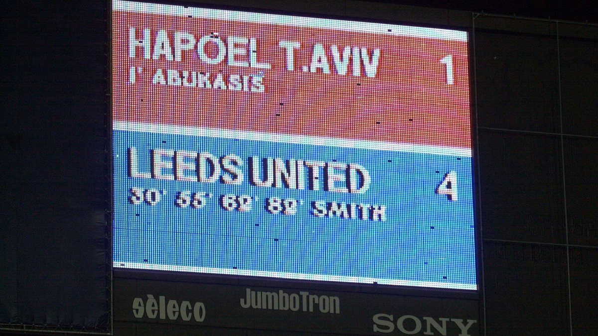 📆 | #OnThisDay 15 years ago, #LUFC defeated Hapoel Tel Aviv 4-1 in the UEFA Cup 2nd Round with Alan Smith grabbing all four goals