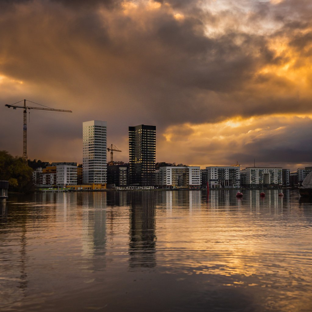 andersgreen's tweet photo. Liljeholmskajen #wingardhs #kajen4 #รฅrstaviken #liljeholmen #capitalofscandinavia #stockholm_insta #igscstockholm โฆ https://t.co/NiN88ctRKM https://t.co/6SGN2UdcXf