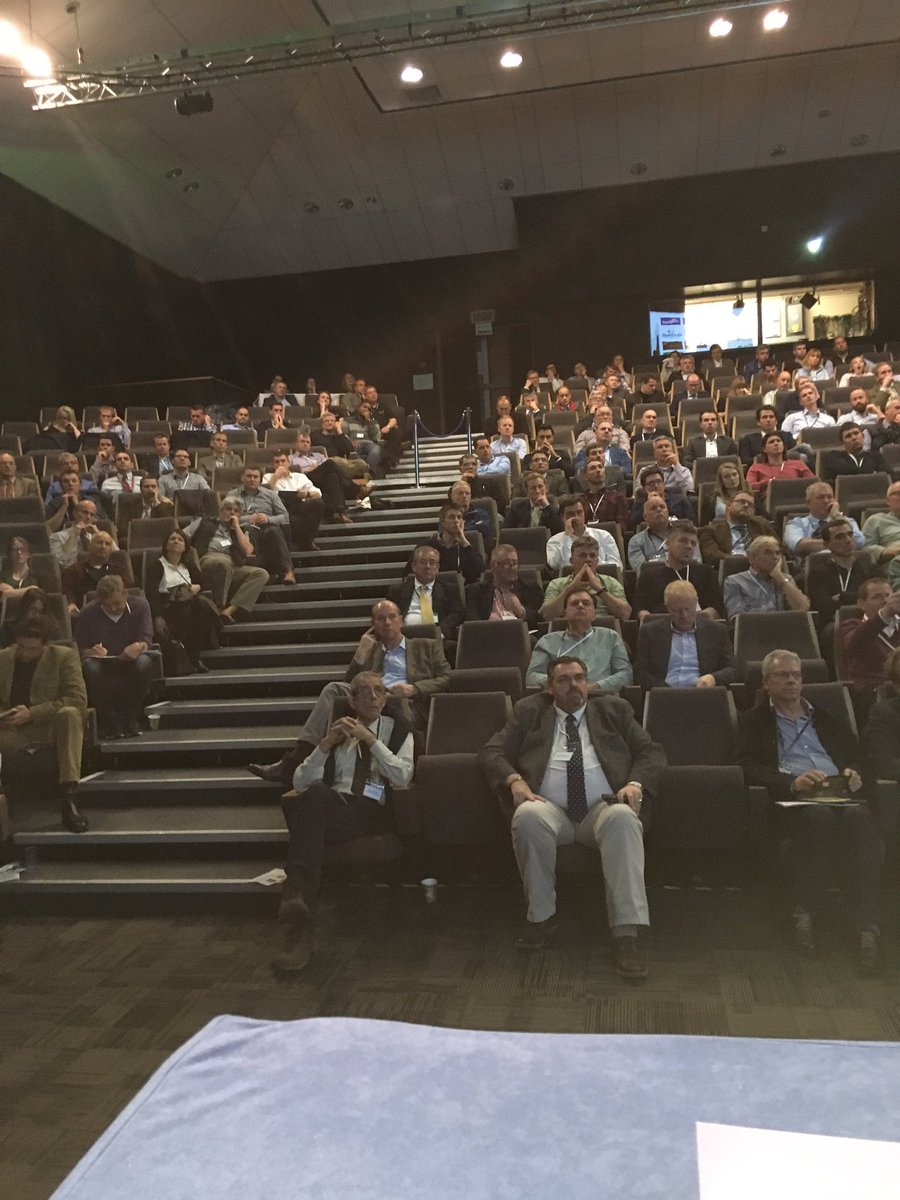 BejoBenelux's tweet photo. RT @chrisbettinson2: View from the stage @Elsomsseeds #BejoZaden #occ17 https://t.co/xBvCIH2Ucp