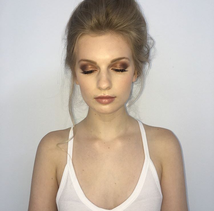Maditaylor9T's tweet photo. Since I haven't shared much of my makeup and progress with y'all here's some of my past couple of weeks work . Next stop is special effects makeup school #studiocrushmake https://t.co/c8N8BOFVvj