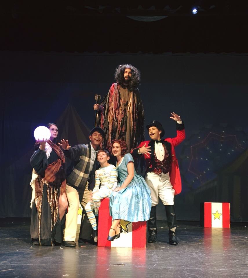 nlhstheatre's tweet photo. We’ve got giants, werewolves, witches and dancing elephants! If you don’t think it’s true, come see Big Fish! Get your tickets while you can! https://t.co/lTxDr8kIuw