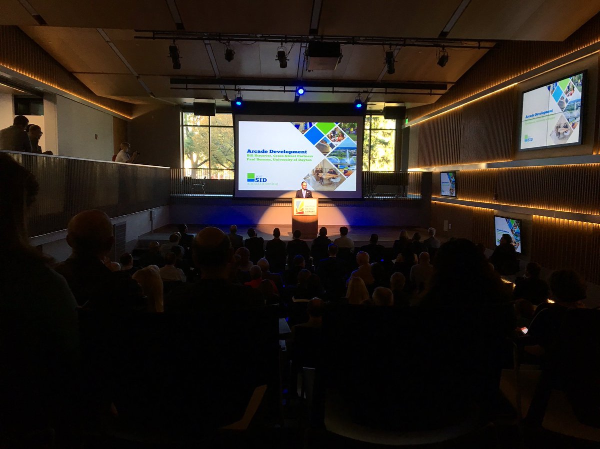 ChrisShawDYT's tweet photo. Great job @DowntownDayton !Today’s 2017  Special Improvement District Annual Meeting was full of exciting updates. It’s been a great year. https://t.co/4g4EU15cT6