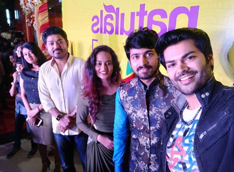 HarishTribe's tweet photo. Namma chella thalaivan @iamharishkalyan with bb housemates @talk2ganesh and #triggersakthi https://t.co/cHVq5VTjlN