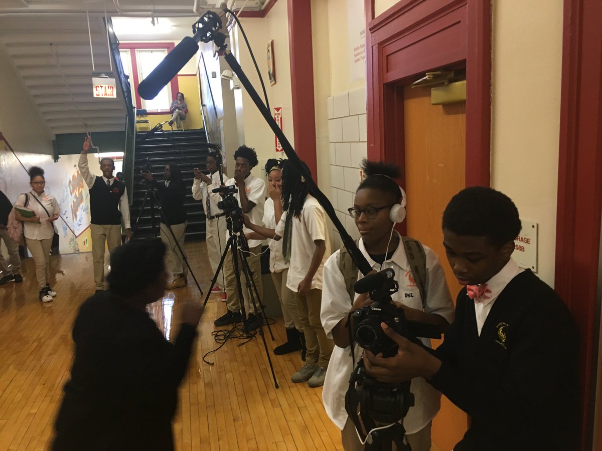 NLCPfsm's tweet photo. Level 2 students first day of #production for their #narrative #shortfilm project.  Scene 1 is done. @FreeSpiritChi @fsmjeff @fsmnewstweets @HoopsHIGHFSM @RealChiYouth https://t.co/JiRE6n5jys