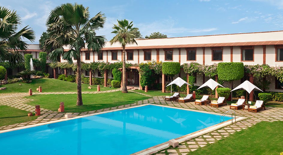 TridentHotels's tweet photo. #GuessTheHotel - Beautifully landscaped gardens and water fountains welcome you to this charming leisure hotel. Built in local red stone, the hotel is a wonder amidst a wonder!
#tridenthotels https://t.co/4cALf3l7V6