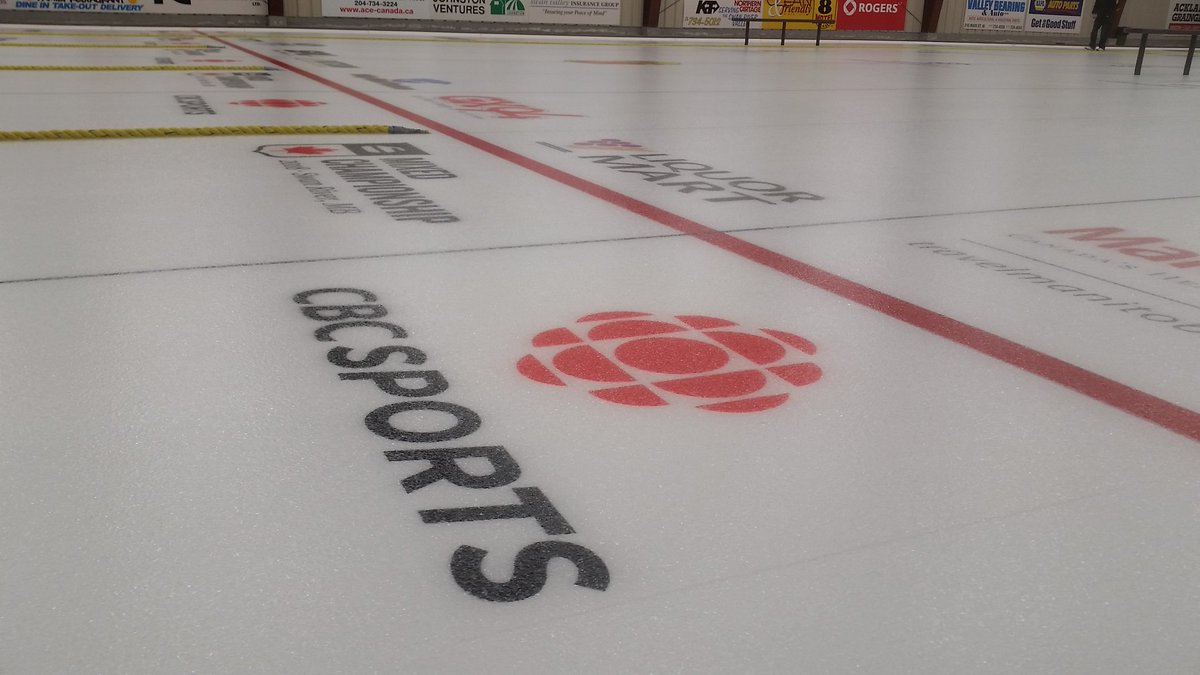 MattCullenLive's tweet image. Nothing like Pebbled Ice in the morning. Host Chair Murray Mullin &amp;amp; I getting ready for Draw 4 at the #CanadianMixed in Swan River Man. #CBCCurl  @CurlingCanada
