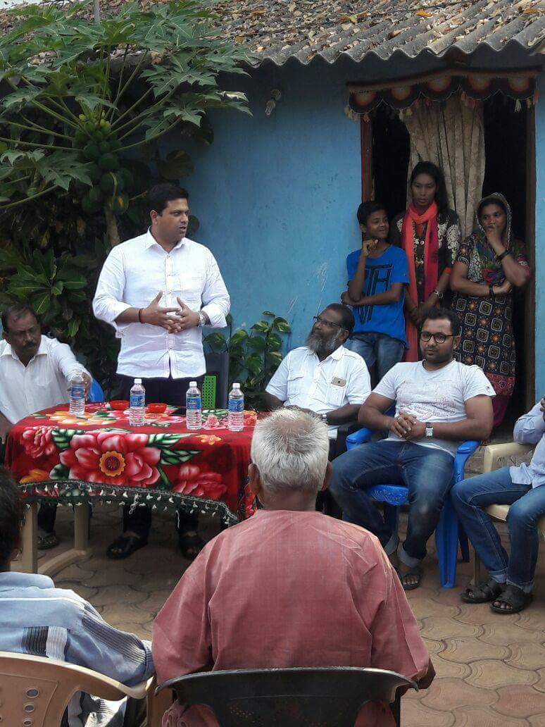 Jayeshvsal's tweet photo. We can't expect to take #GoaForward without taking our #ChildrenForward. It would be like talking about #Goem without emphasizing the significance of #Goemkar &amp; #Goemkarponn. Promised my financial help &amp; launched tuition classes for school students of Ramnagar Betim.#BetimForward https://t.co/e5c4mIlb92