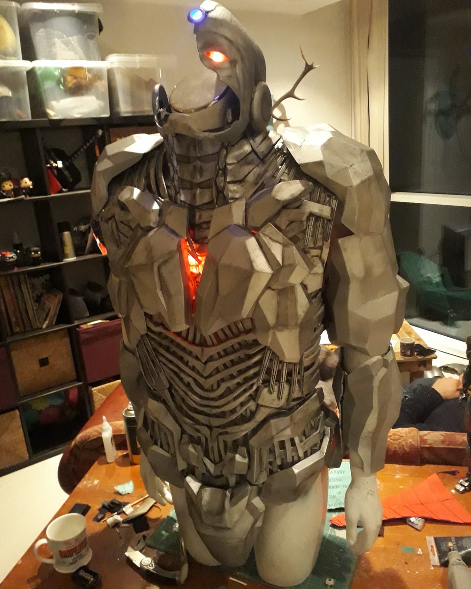 robin_yardley's tweet photo. Cyborg is all most ready for our justice league group for tomorrow at @justiceleaguewb london premier tomorrow . https://t.co/Qq1AryYKcM