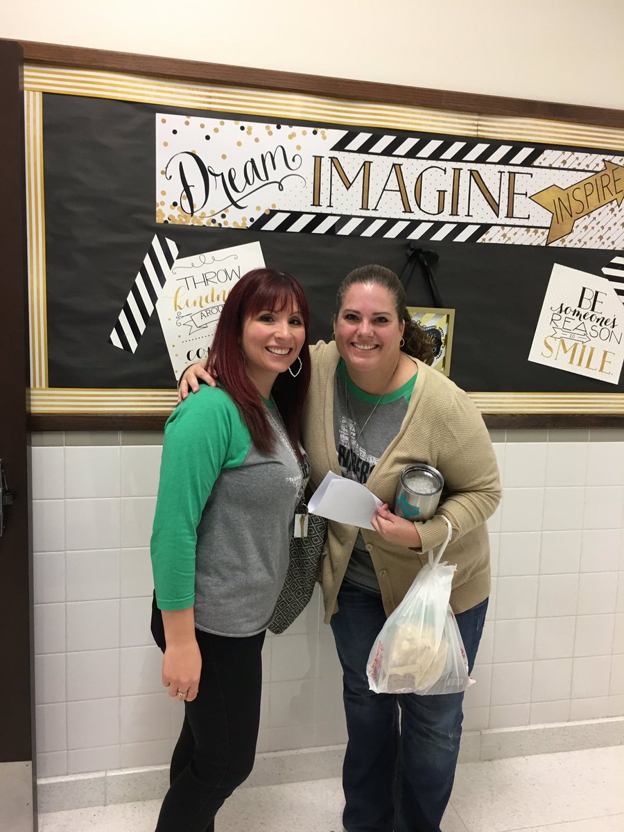 RMS8WHITE's tweet photo. #DayofService2017 #givingback #@ProsperRogersMS @ProsperISD https://t.co/XehjCkIo4a