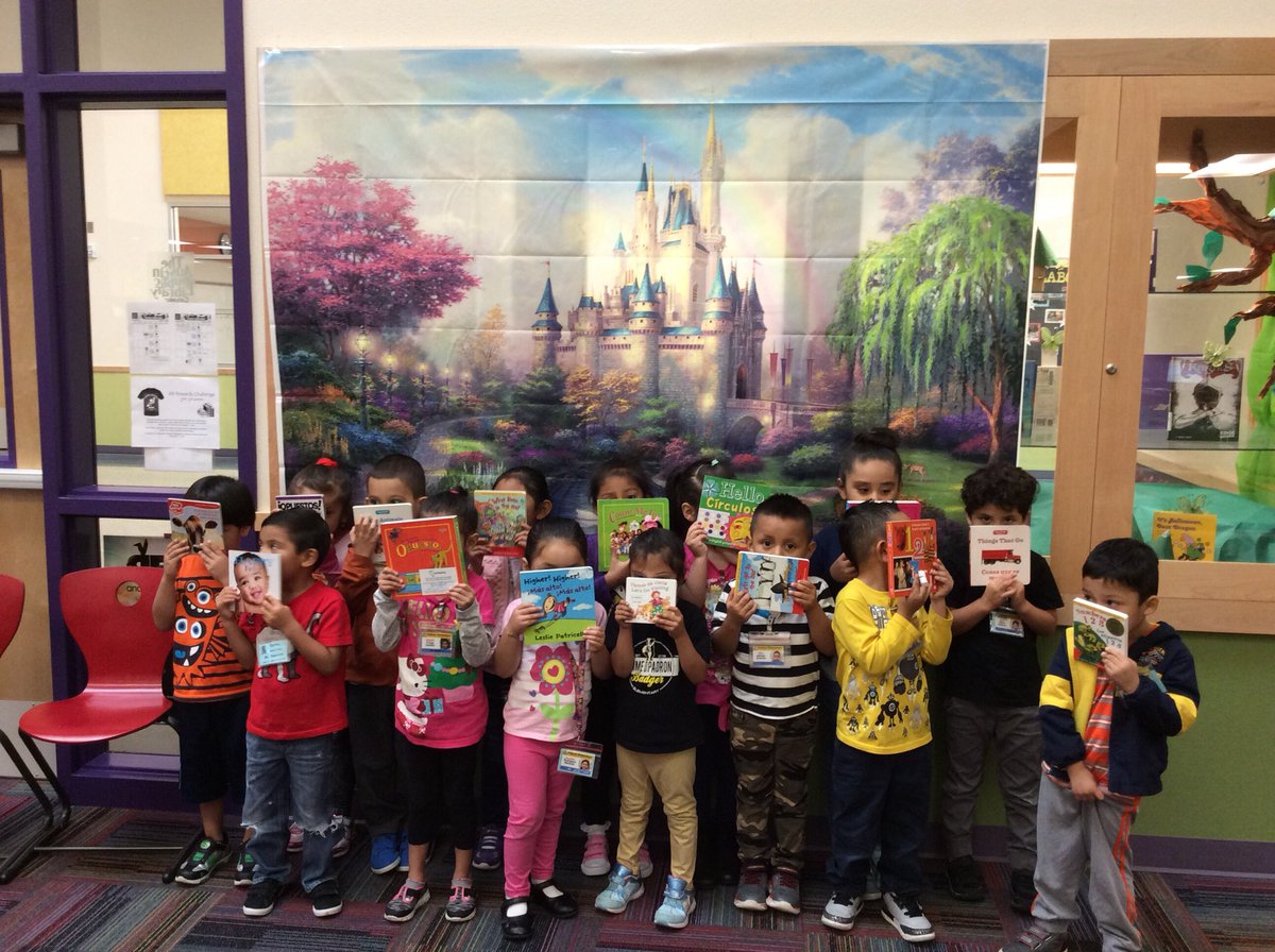 PadronLibrary's tweet photo. Thanks @BookSpring_TX for helping us give children books #aisdgot❤️ https://t.co/5W7b46yL6n