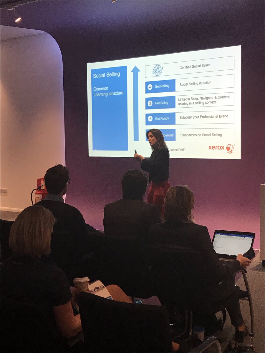 ItecUK's tweet photo. "It's all about building relationships, building trust." #SocialSelling session at #ChannelDMD @xerox #DigitalMarketing https://t.co/UskhxWiz98