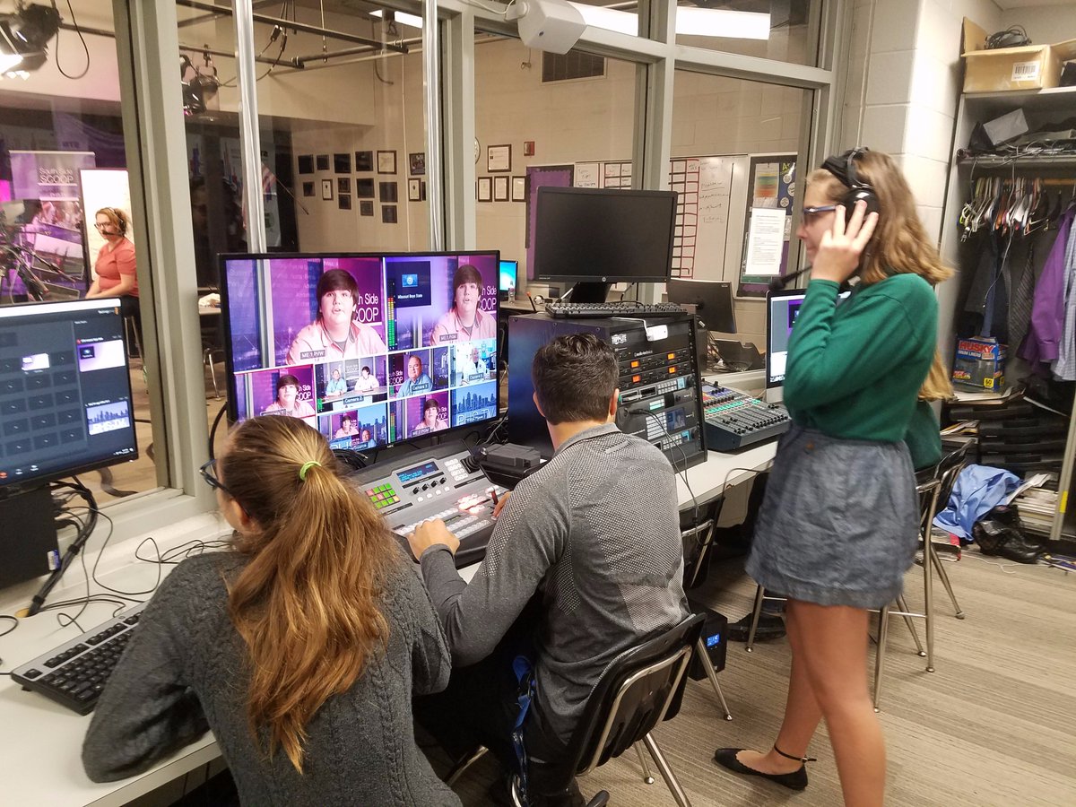 parkhillitf's tweet photo. PHS Broadcasting students producing a great morning show! @ParkHillSchools @ParkHillSouthHS #ParkHillproud #ProudToBeALearner #AchievementWeek https://t.co/NoEAqw9Zk9
