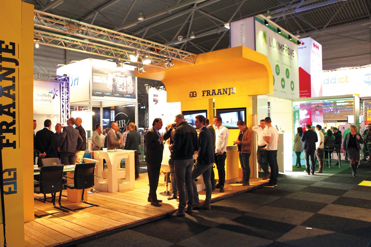 ContactaNL's tweet photo. Met de foto's genieten wij nog even na van de beurs! Alle verschilmakers, bedankt! #MaakHetVerschil https://t.co/wzKM4S1q7d
