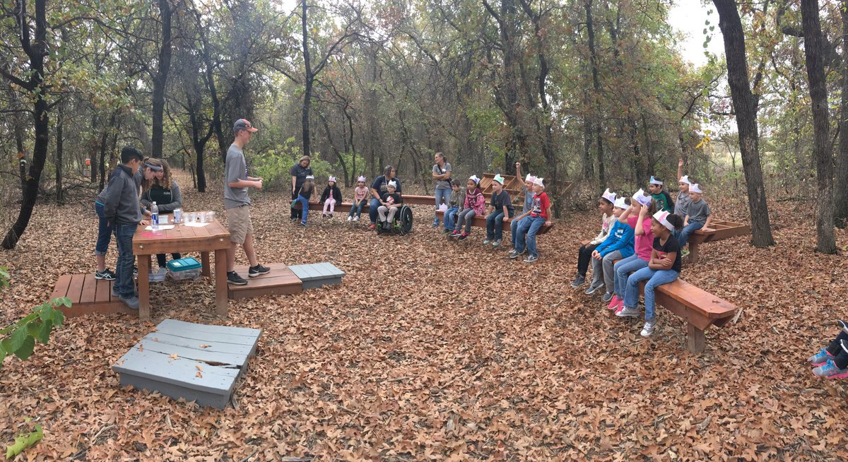 AMS_McCarthy's tweet photo. OLC with Mambrino 1st Grade today! https://t.co/klt8LxlyF0