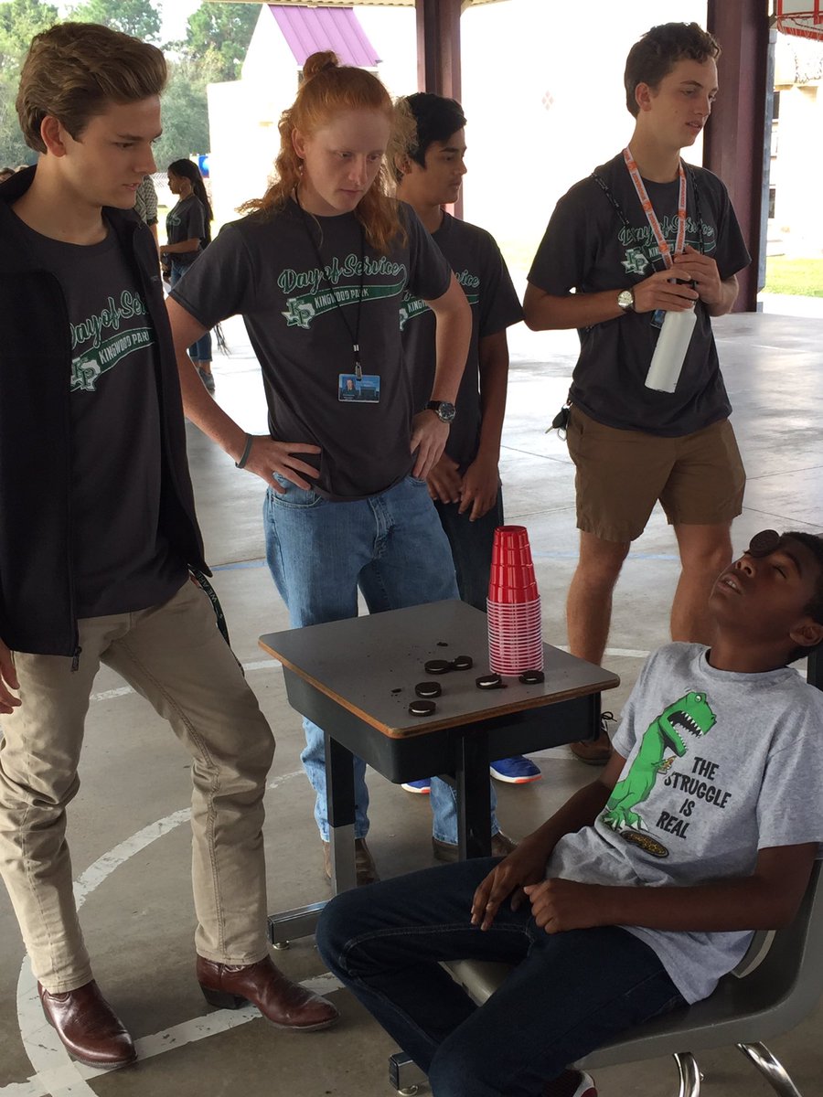 KPHS_GreenHouse's tweet photo. #kpdos17 https://t.co/LYuWPNxoOm