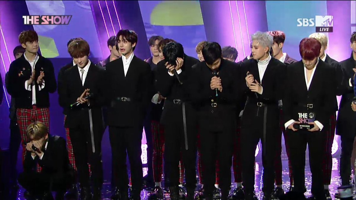 mxasquotes's tweet photo. congratulations boys, after all your hard work you finally got your first win and we are soo proud 😭🎉❤️ 
#MonstaX1stWin https://t.co/VcjCvaOZBC