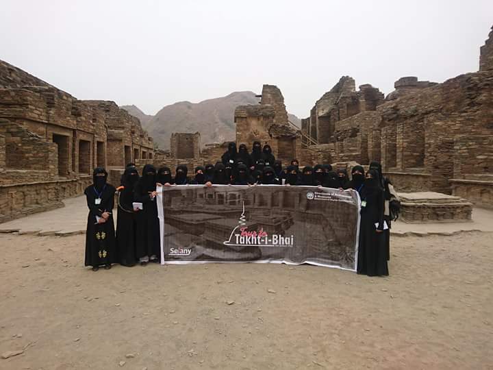 SelanyPEW's tweet photo. Students of @UAQPakistan paid a study tour to #TakhtiBhai today though us &amp; @DOAMKP. #VisitKP https://t.co/isbCic1nSA
